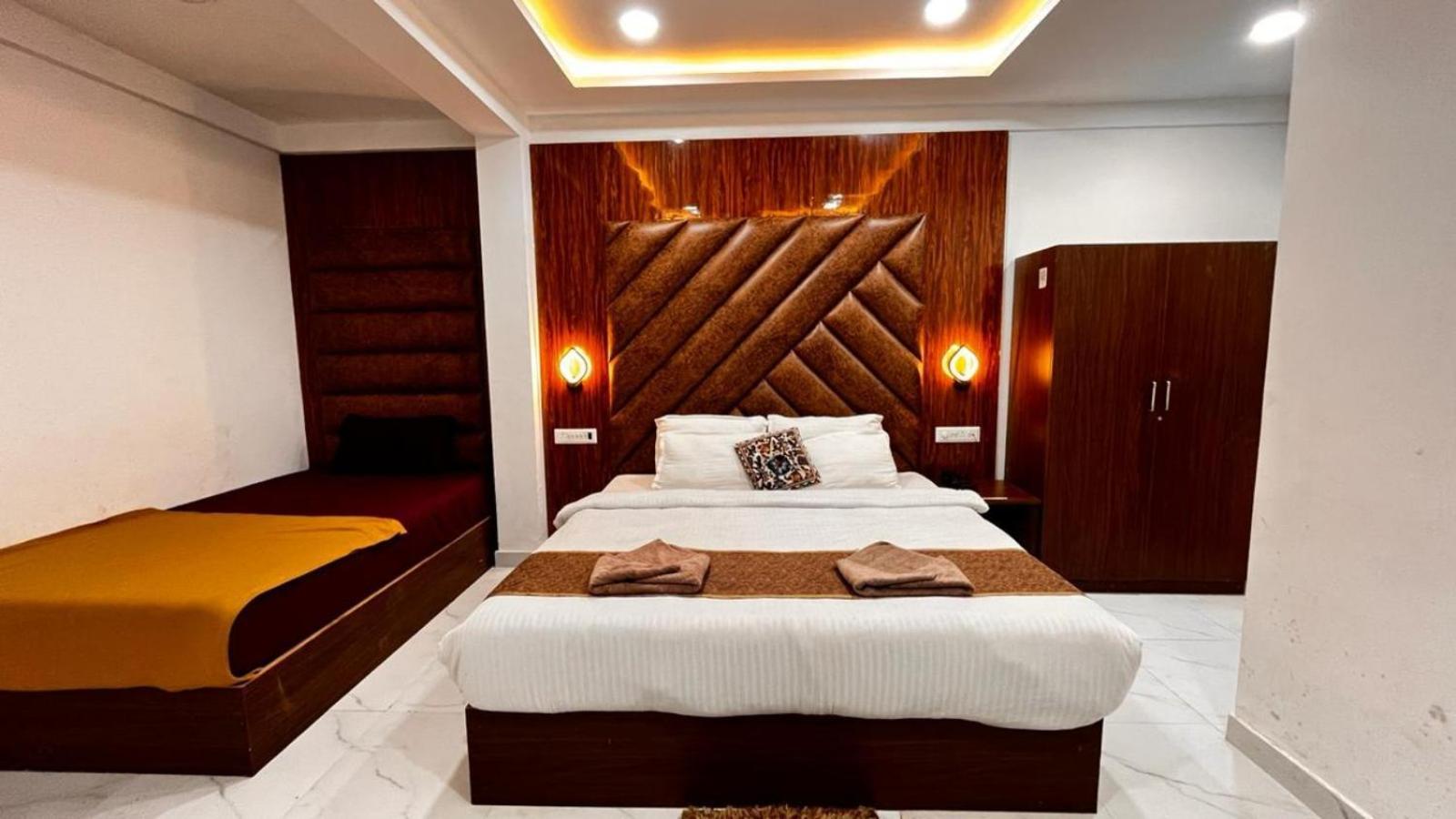 Hotel Small Daddy Plus Calangute Eksteriør billede