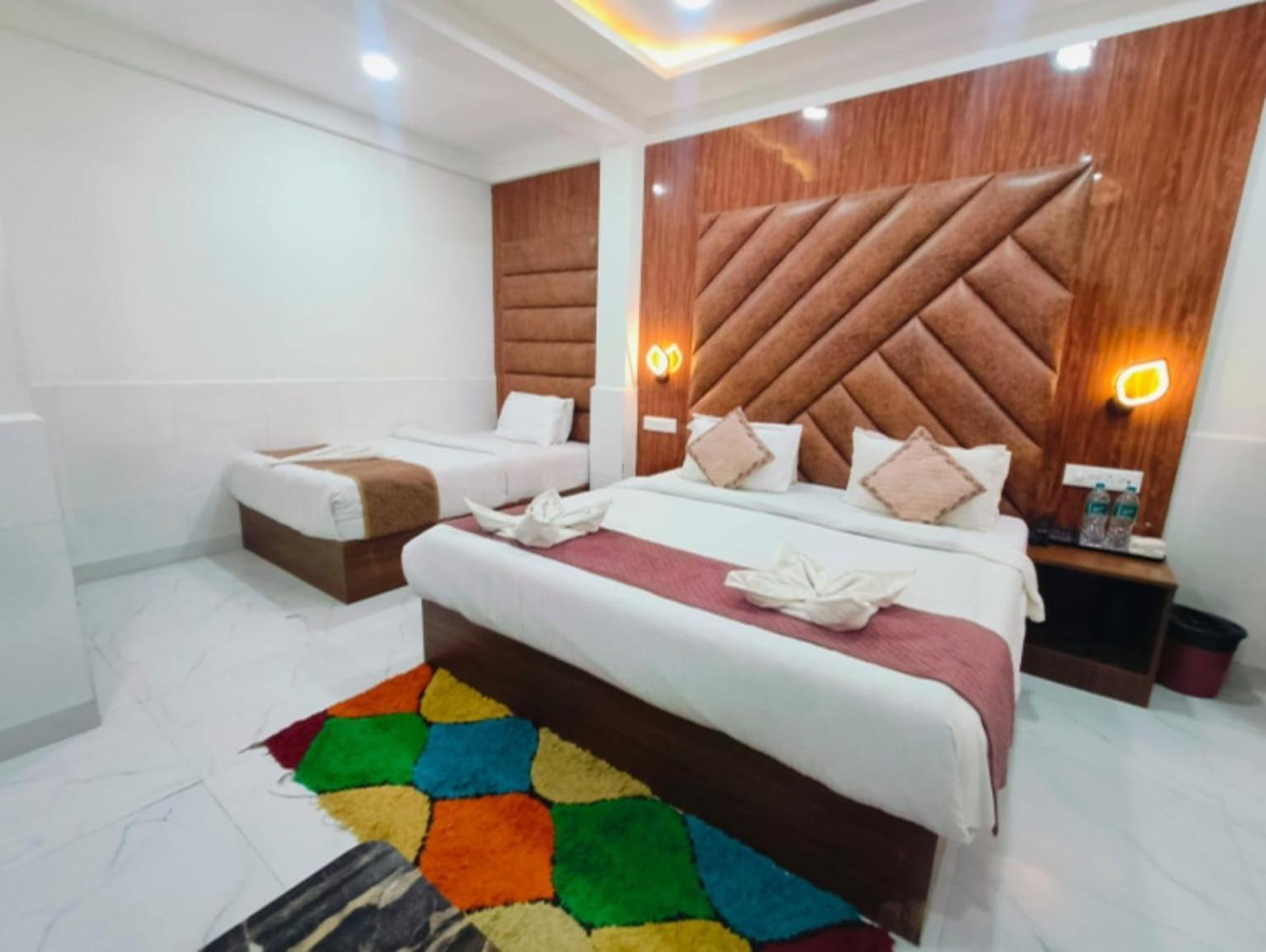 Hotel Small Daddy Plus Calangute Eksteriør billede